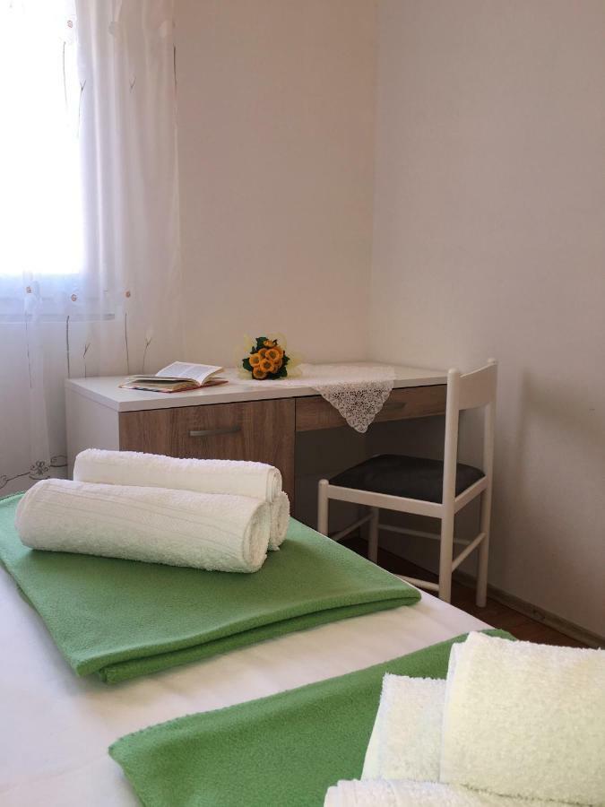 Apartment Marica Posedarje Εξωτερικό φωτογραφία