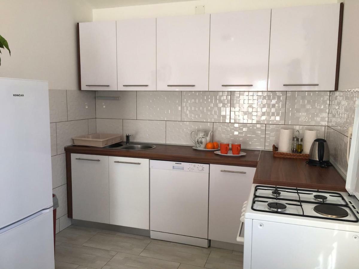 Apartment Marica Posedarje Εξωτερικό φωτογραφία