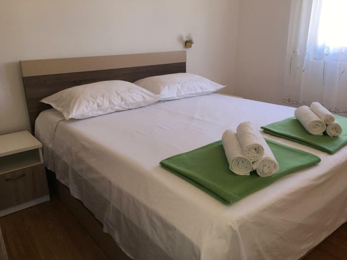 Apartment Marica Posedarje Εξωτερικό φωτογραφία