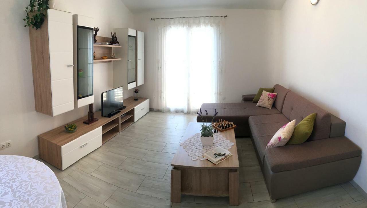 Apartment Marica Posedarje Εξωτερικό φωτογραφία